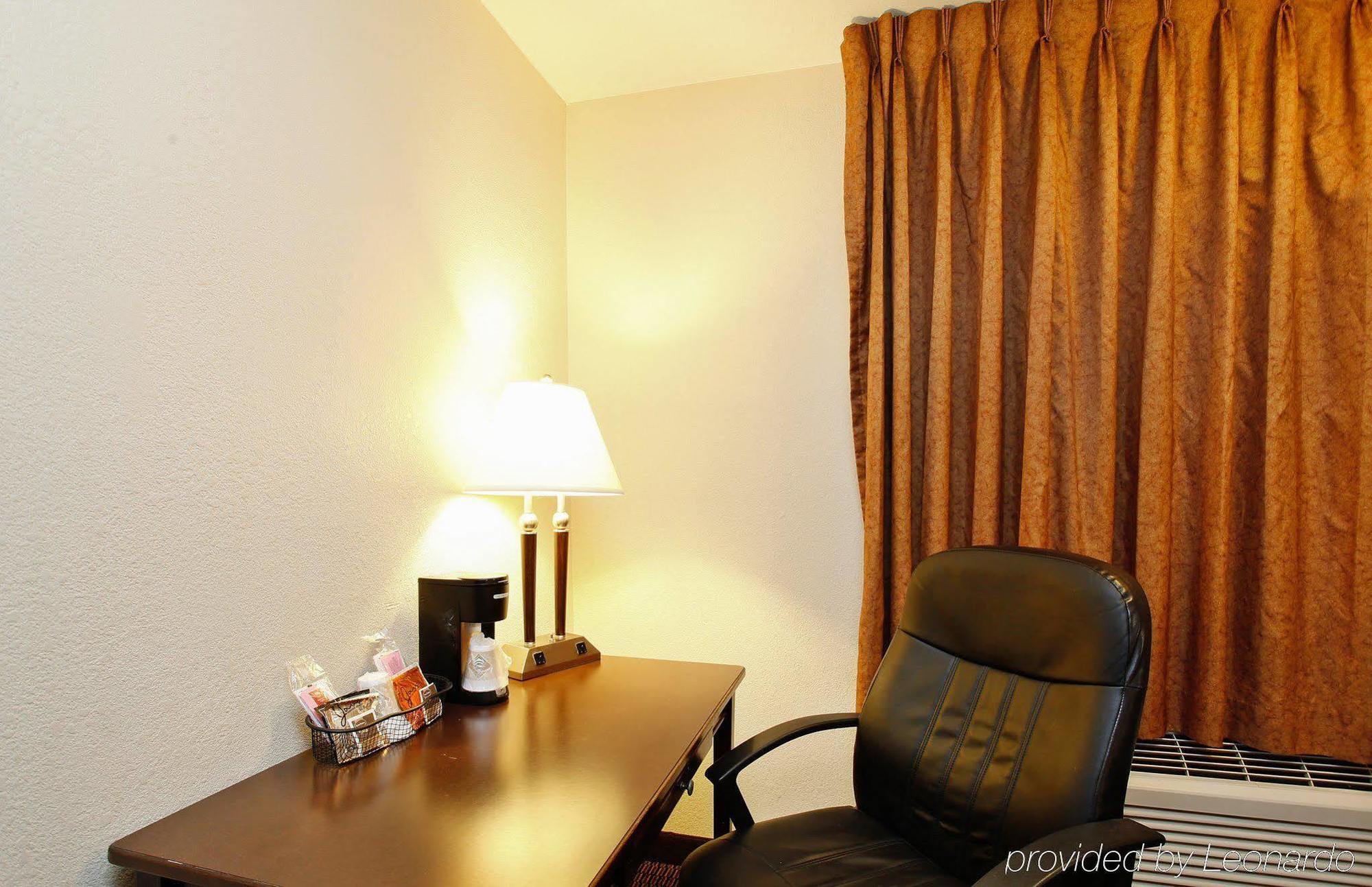 Ontario Airport Executive Inn Buitenkant foto