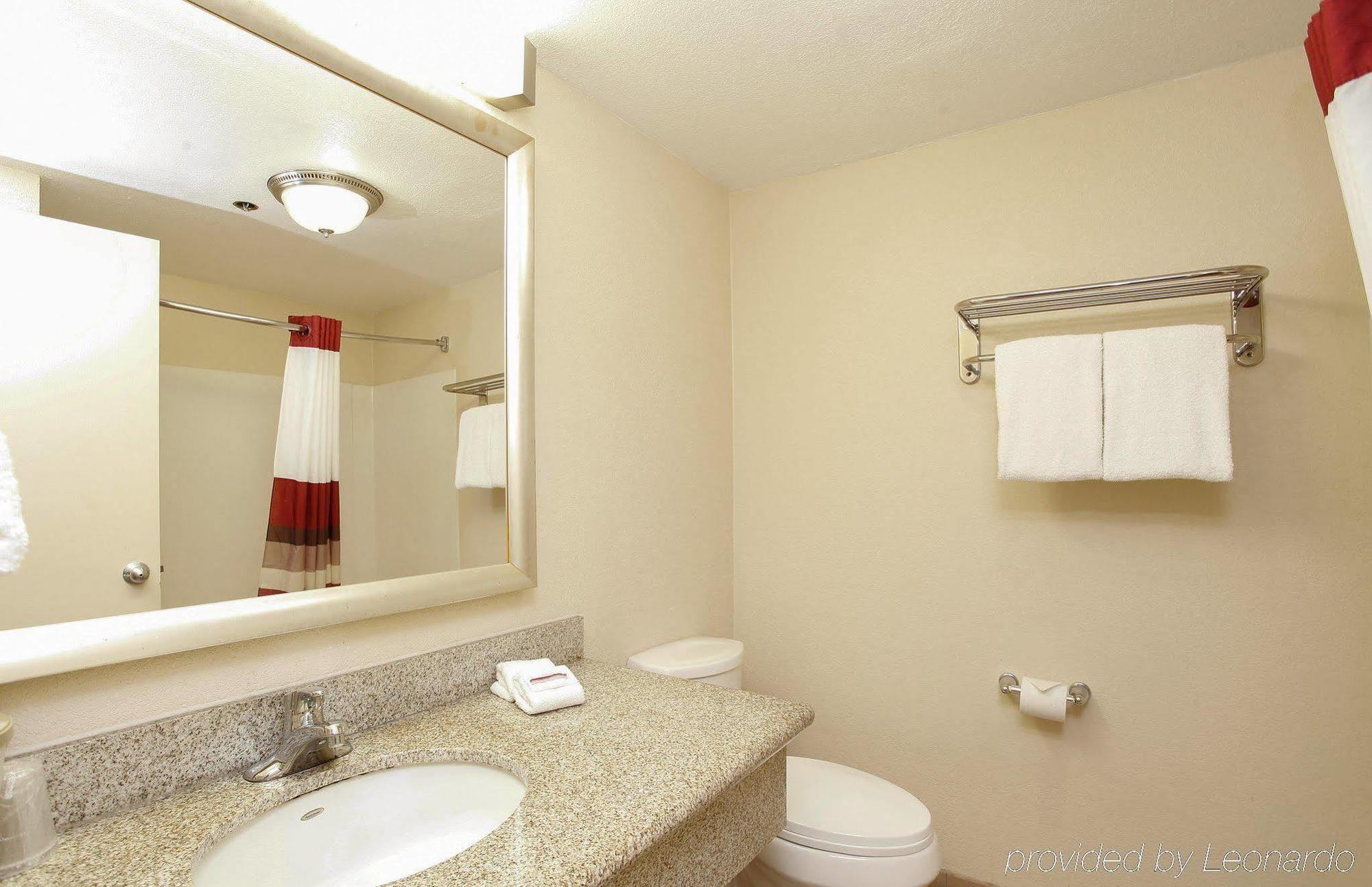 Ontario Airport Executive Inn Buitenkant foto